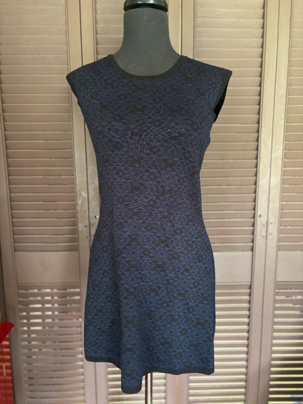 Pink Rose blue graphic knit dress